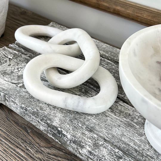 White Marble Link Chain Decor
