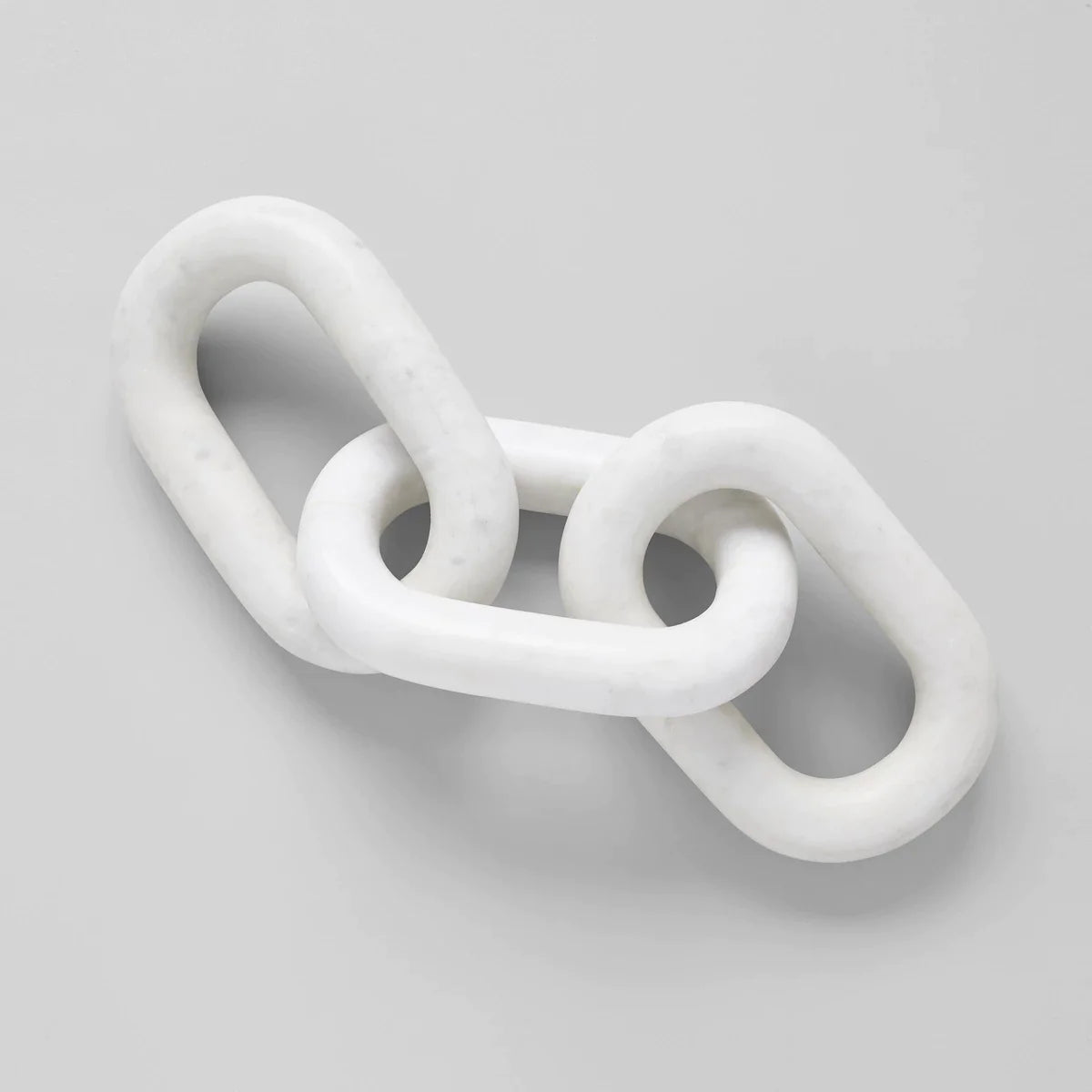 White Marble Link Chain Decor