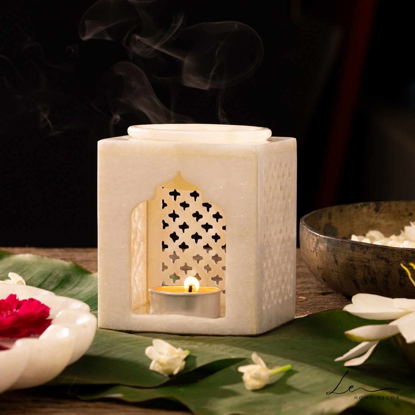 MARBLE FLOWER LATTICE AROMA OIL BURNER