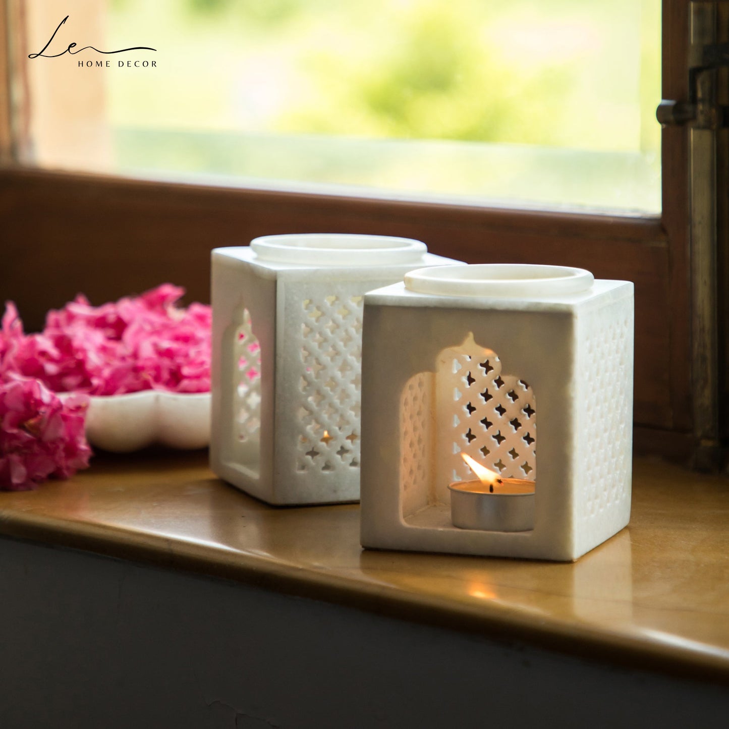 MARBLE FLOWER LATTICE AROMA OIL BURNER