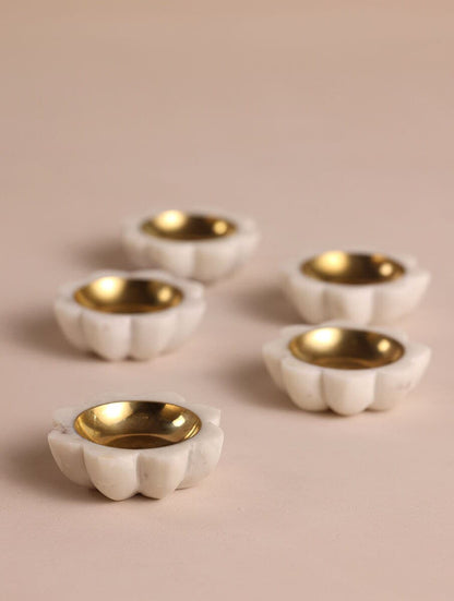 Christmas Decor Scallop Marble Tealight Holders