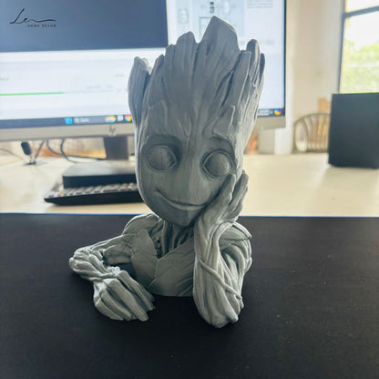 Groot Planter set of 2