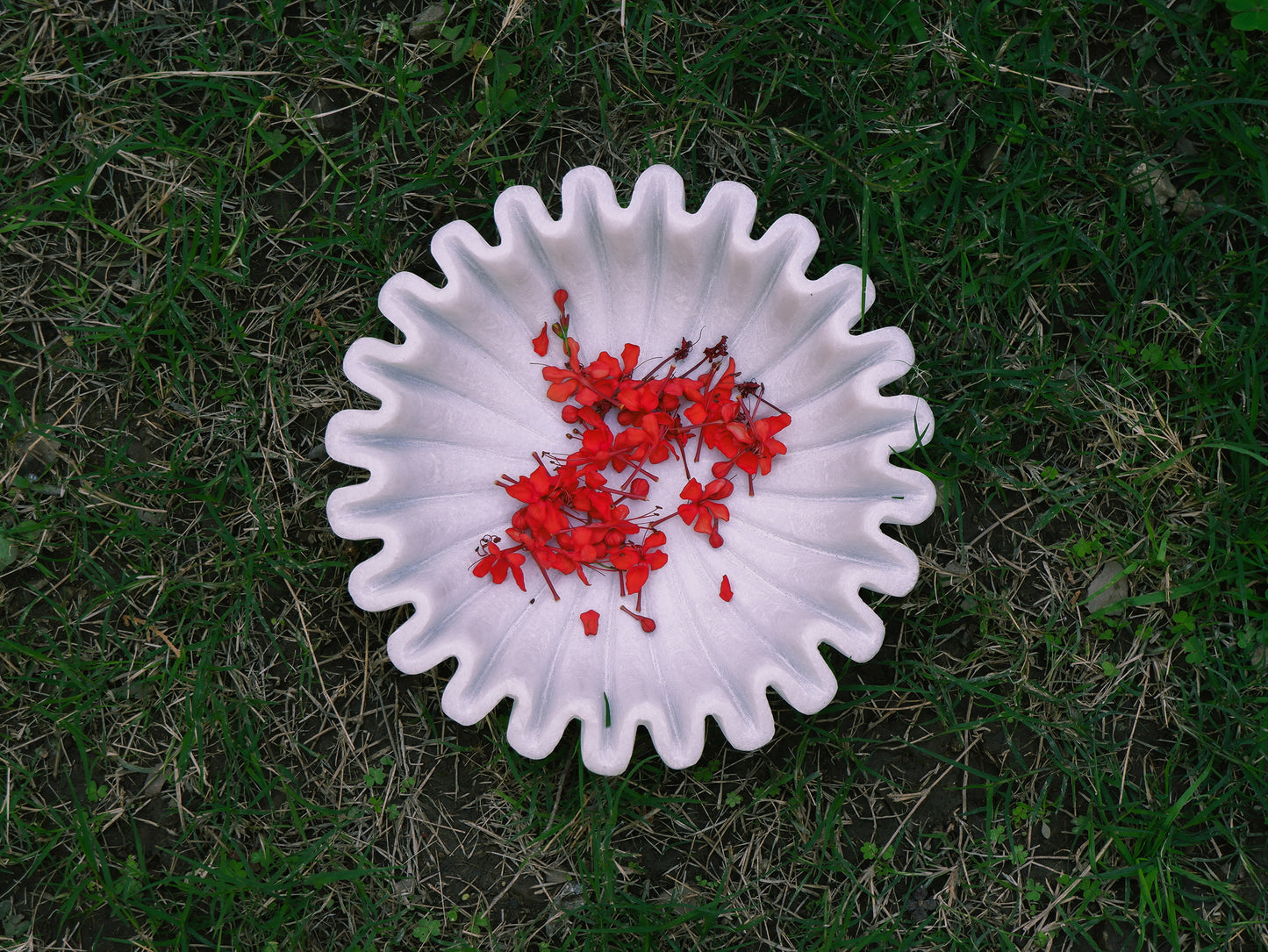 Ruffle Marble Scalloped Bowl