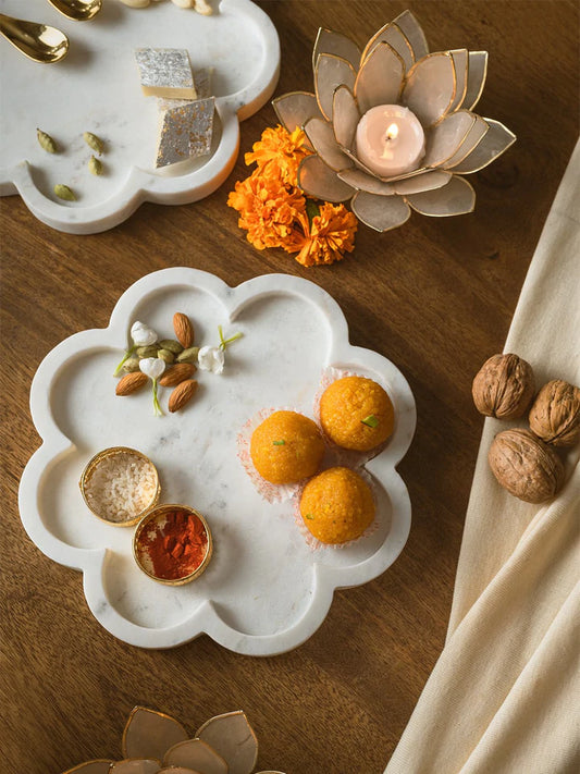 The Scalloped Marble Tray