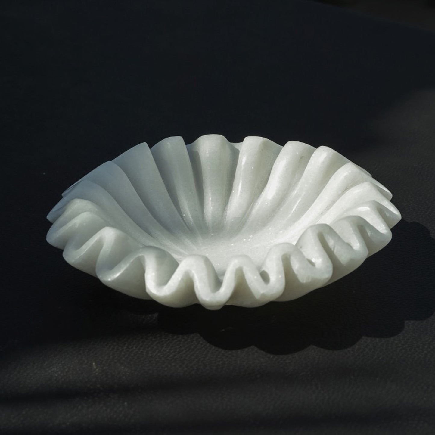 White Wavy Edges Bowl