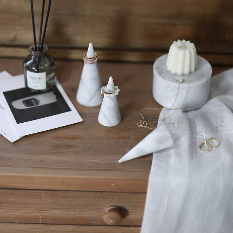 Marble Ring Holder Cones