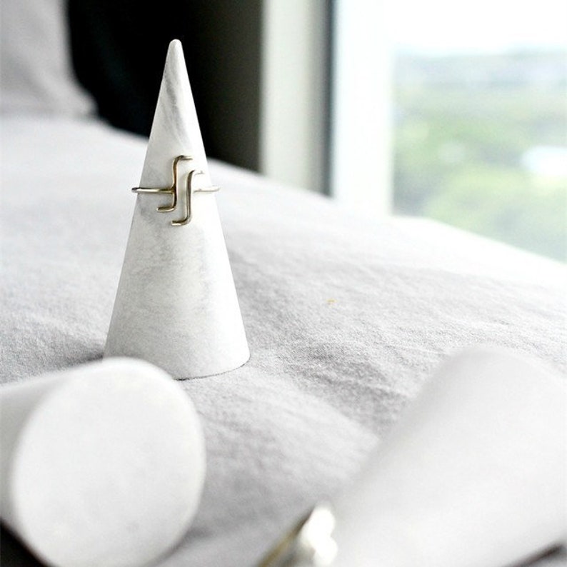 Marble ring store cone